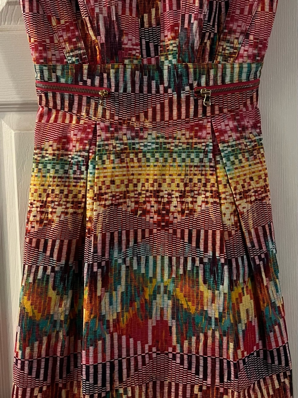 Guess Multicolor strapless Patterned Dress - Red, Yellow, Teal